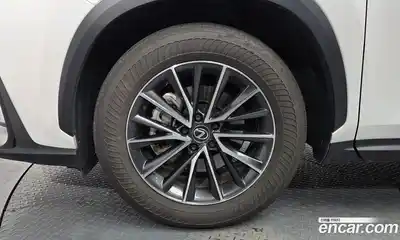 Lexus NX 2025 2.5 Автомат в Москве № 168071, миниатюра 10