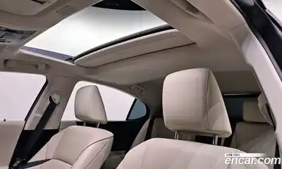 Lexus ES 2023 2.5 Автомат в Москве № 168086, миниатюра 8