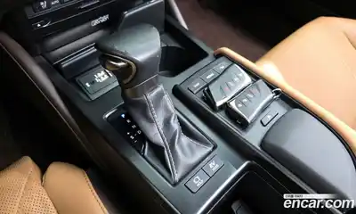 Lexus ES 2019 2.5 Автомат в Москве № 168266, миниатюра 7