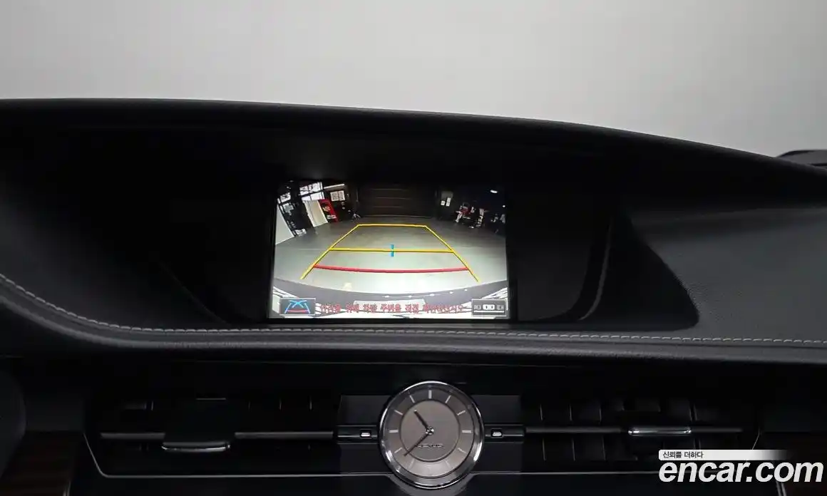 Lexus ES 2017 2.5 Автомат в Москве № 168271, фото 16