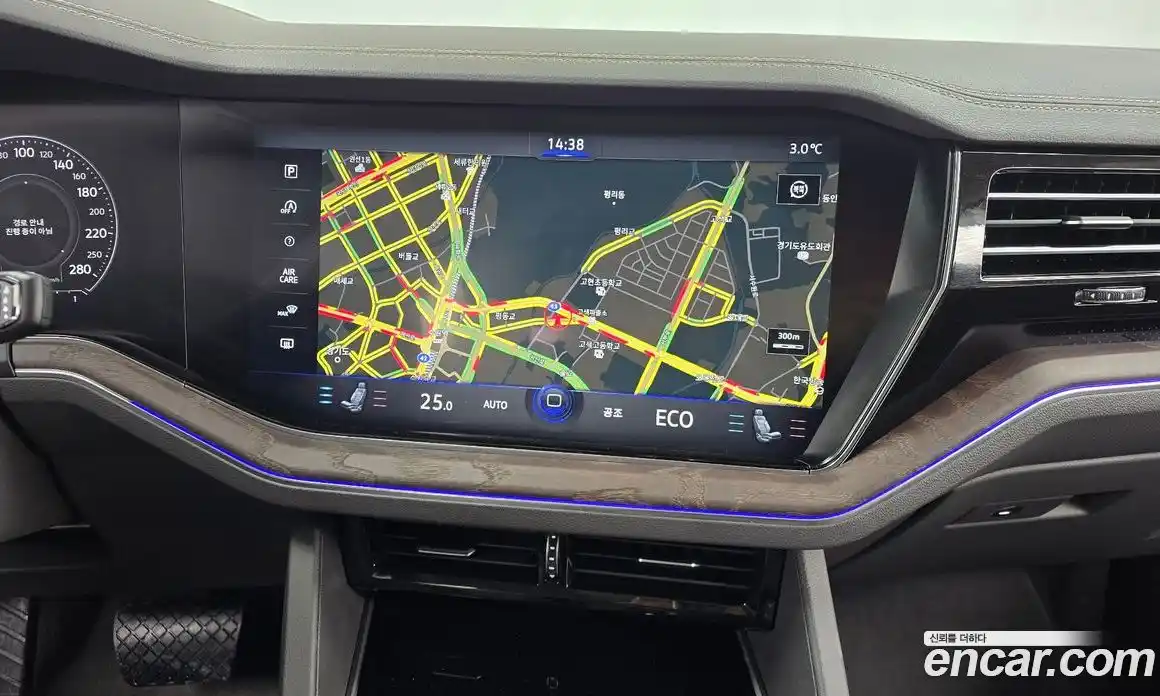 Volkswagen Touareg 2023 3.0 Автомат в Москве № 168449, фото 14