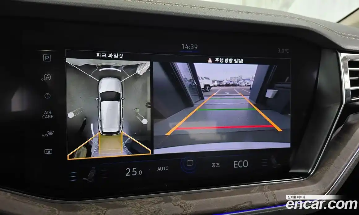 Volkswagen Touareg 2023 3.0 Автомат в Москве № 168449, фото 15