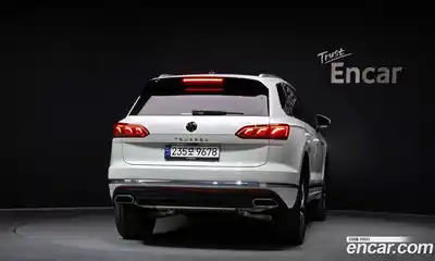 Volkswagen Touareg 2023 3.0 Автомат в Москве № 168449, миниатюра 4