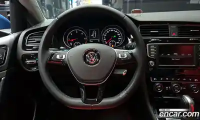 Volkswagen Golf, 2016