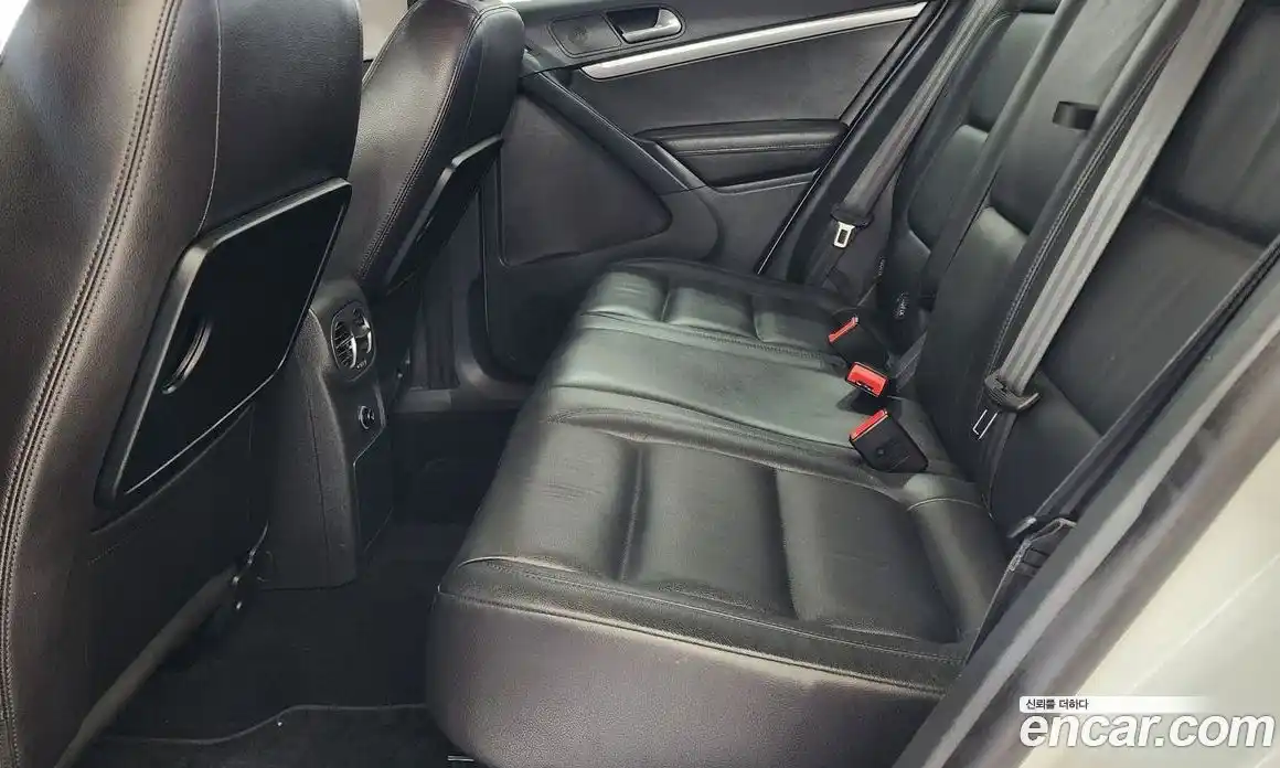 Volkswagen Tiguan 2016 2.0 Автомат в Москве № 169256, фото 12