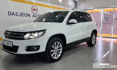 Volkswagen Tiguan 2016 2.0 Автомат в Москве № 169256, миниатюра 2