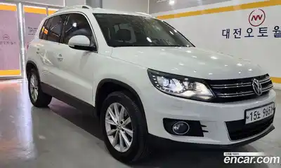 Volkswagen Tiguan 2016 2.0 Автомат в Москве № 169256, миниатюра 3