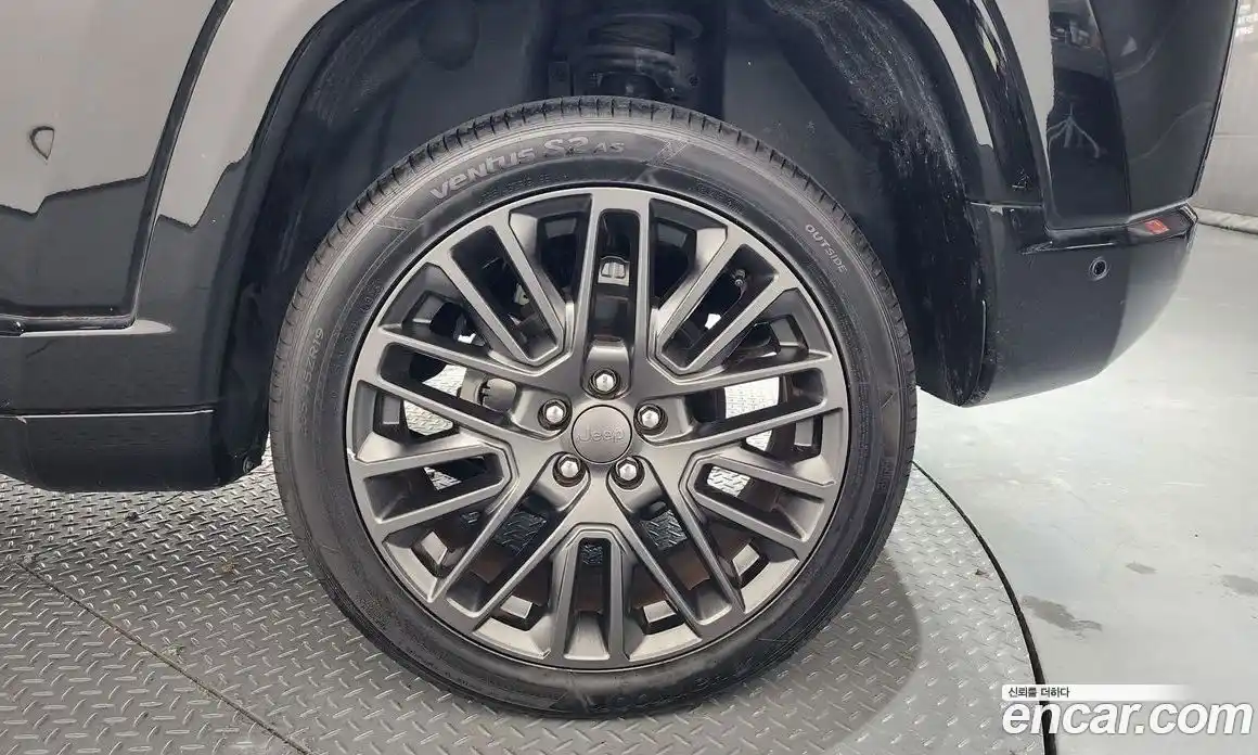 Jeep Compass 2022 2.4 Автомат в Москве № 169503, фото 12