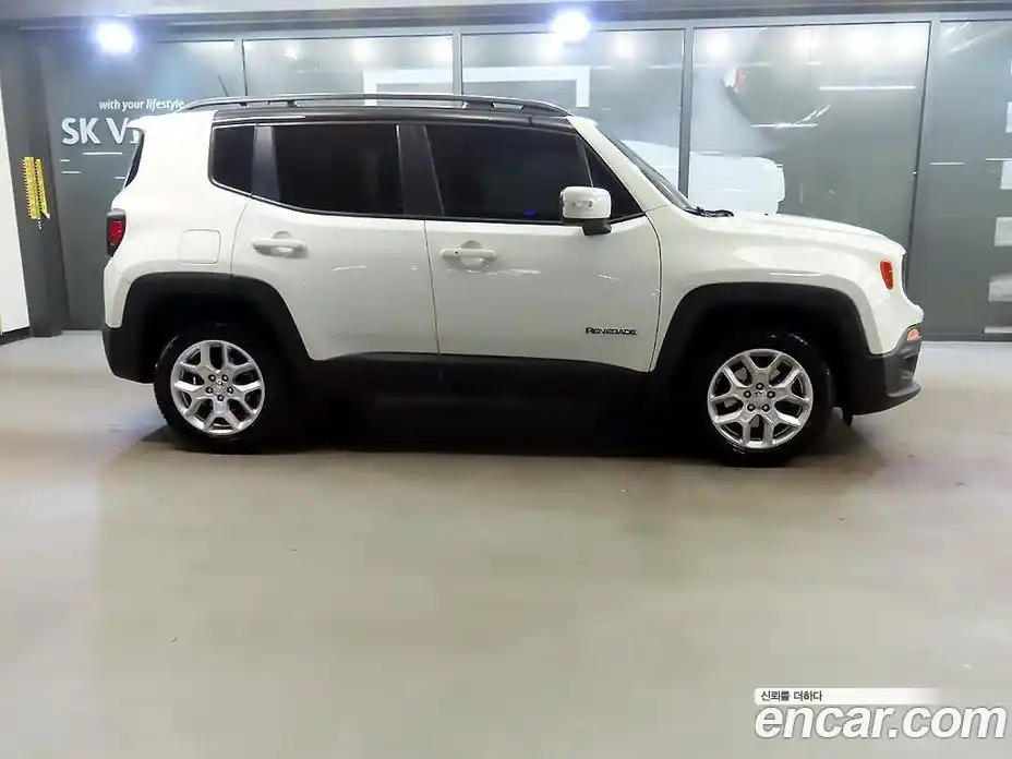 Jeep Renegade 2016 2.0 Автомат в Москве № 169767, фото 3