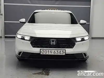Honda Accord 2023 2.0 Автомат в Москве № 170699, миниатюра 2
