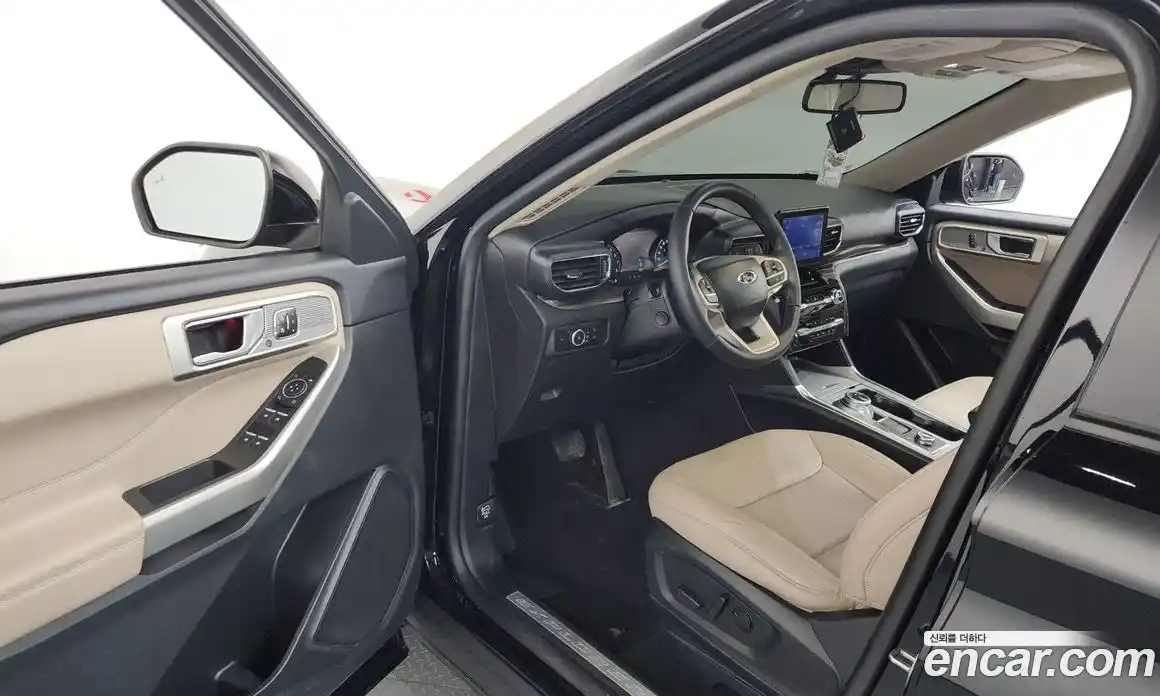 Ford Explorer 2023 2.3 Автомат в Москве № 170732, фото 1