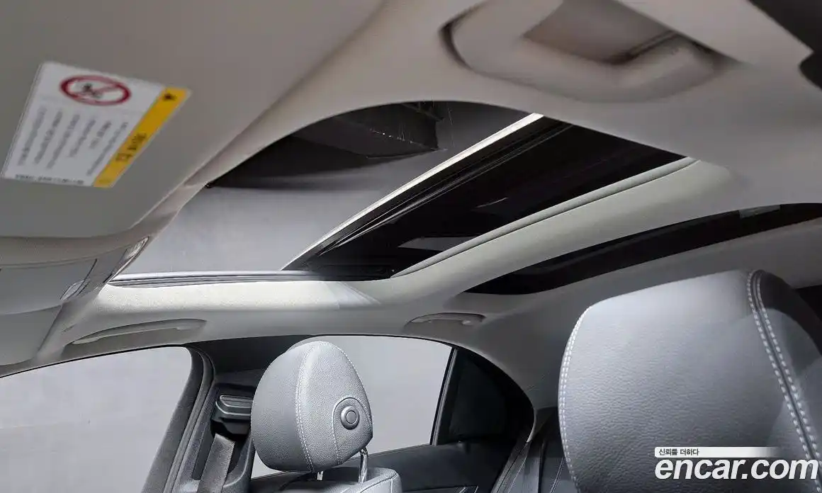 Mercedes-Benz E-Class 2020 2.0 Автомат в Москве № 172860, фото 12