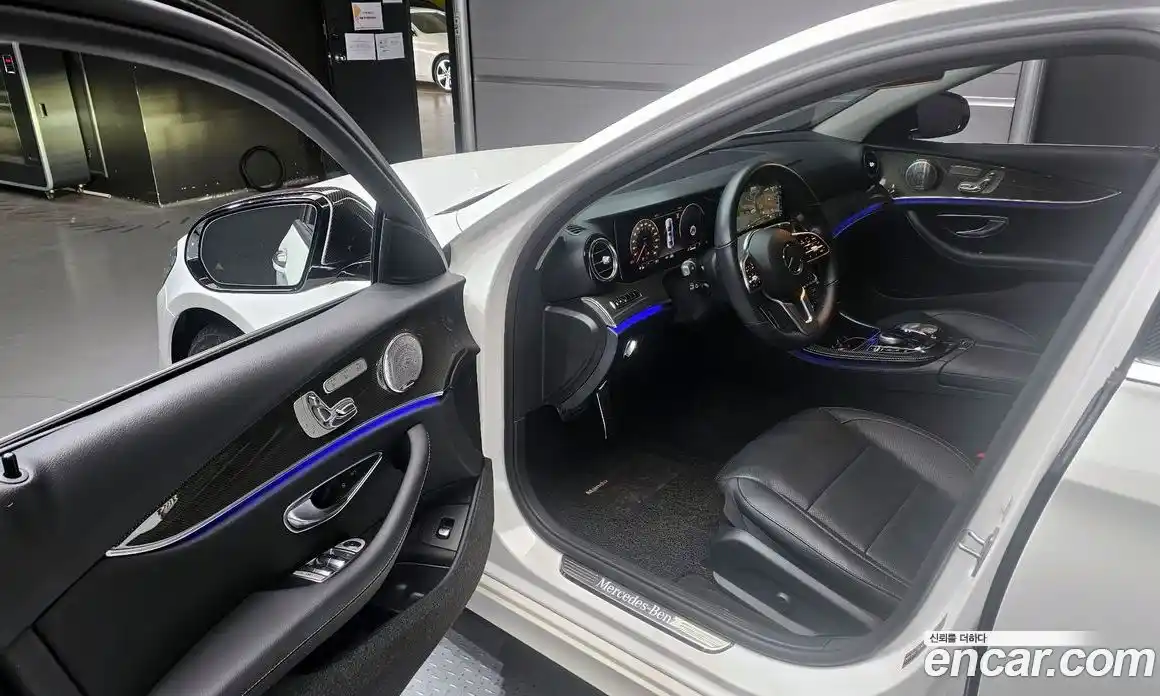 Mercedes-Benz E-Class 2020 2.0 Автомат в Москве № 172860, фото 15