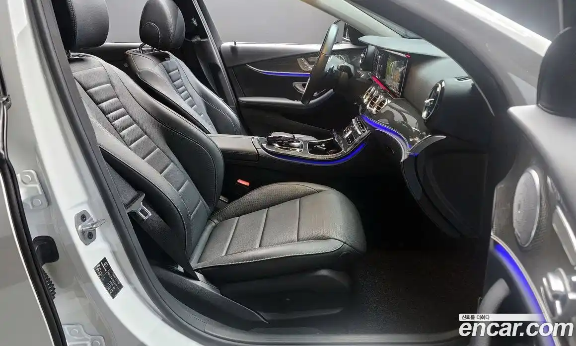 Mercedes-Benz E-Class 2020 2.0 Автомат в Москве № 172860, фото 19