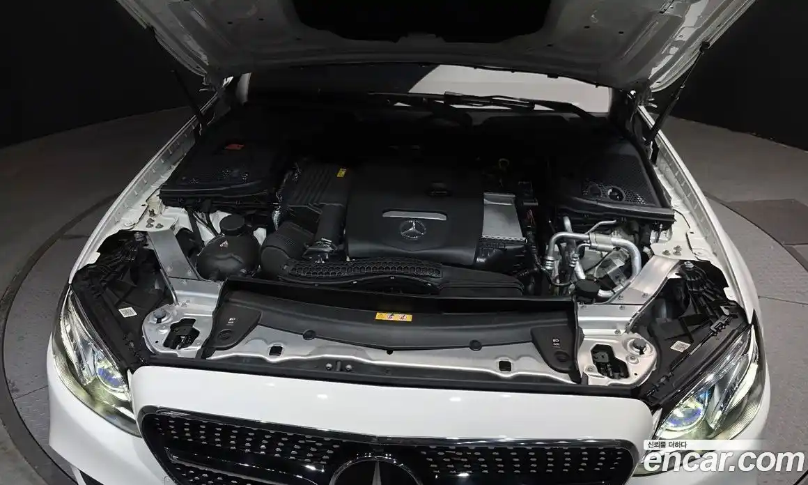 Mercedes-Benz E-Class 2020 2.0 Автомат в Москве № 172860, фото 10