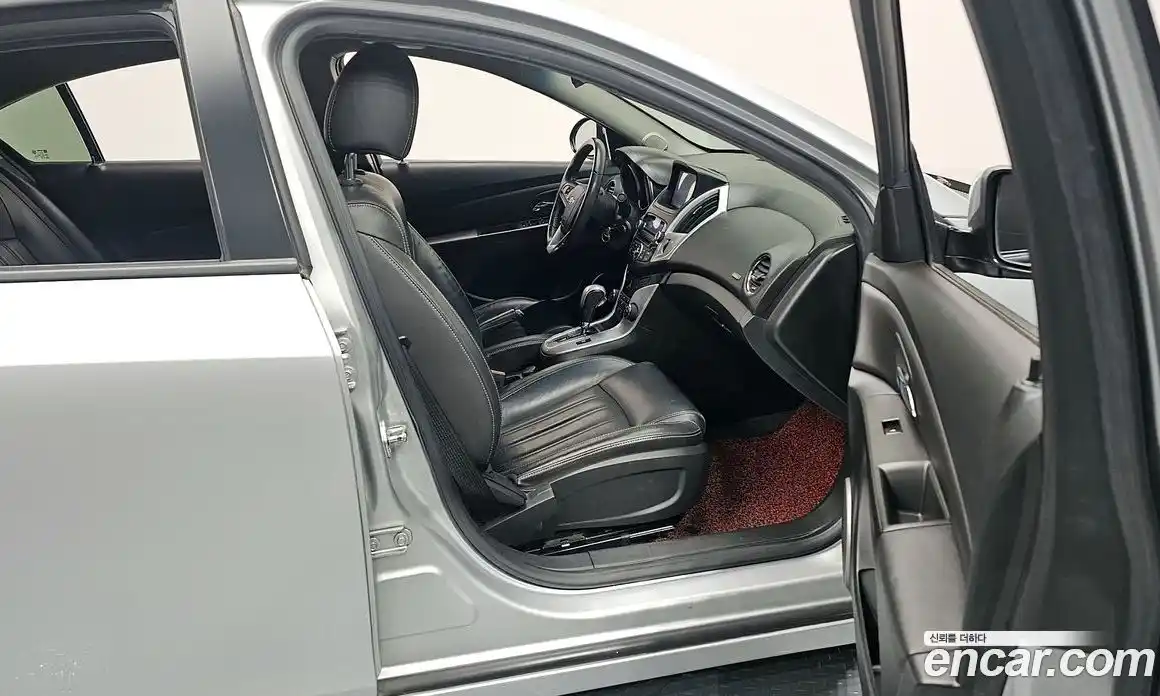 Chevrolet Cruze 2013 1.8 Автомат в Москве № 174797, фото 9