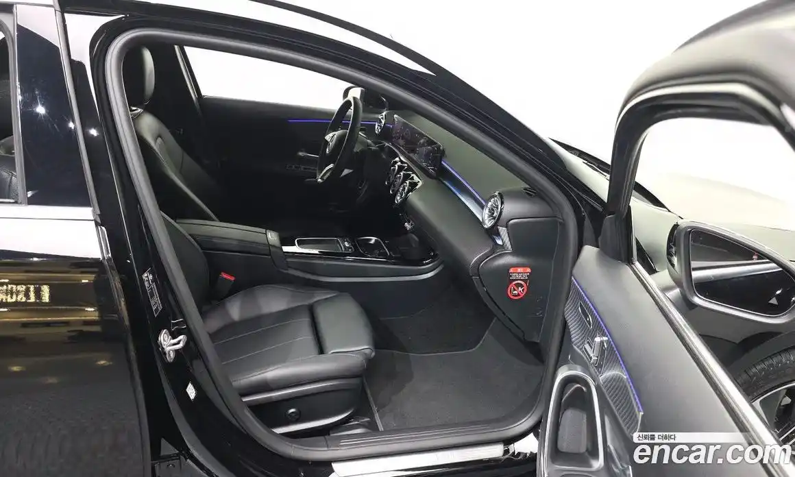 Mercedes-Benz A-Class 2024 2.0 Автомат в Москве № 176806, фото 13