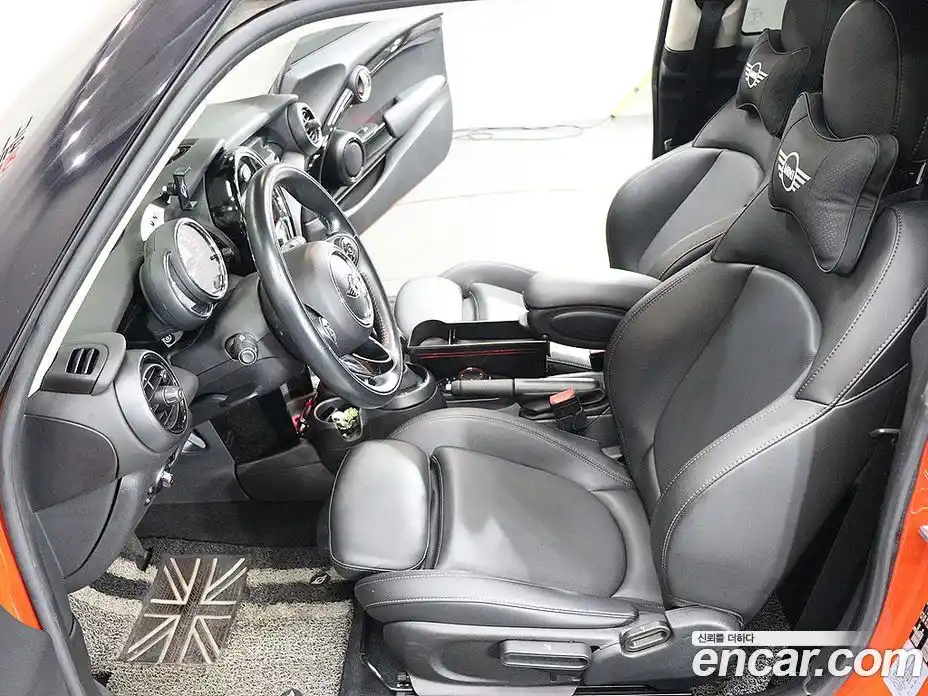 Mini Cooper 2019 1.5 Автомат в Москве № 181798, фото 15