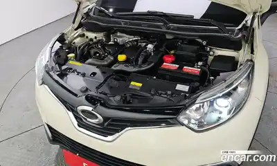 Renault QM3 2015 1.5 Автомат в Москве № 181960, миниатюра 11