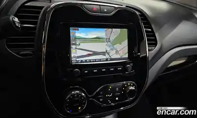 Renault QM3 2015 1.5 Автомат в Москве № 181960, миниатюра 12