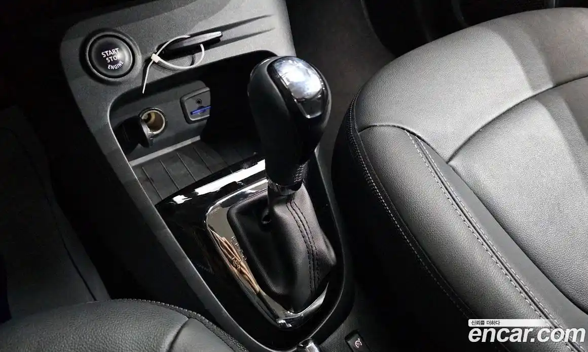 Renault QM3 2015 1.5 Автомат в Москве № 181960, фото 19