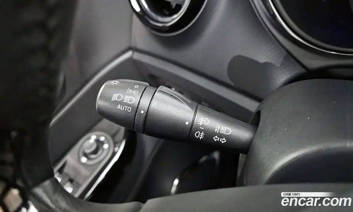 Renault QM3 2015 1.5 Автомат в Москве № 181960, фото 10