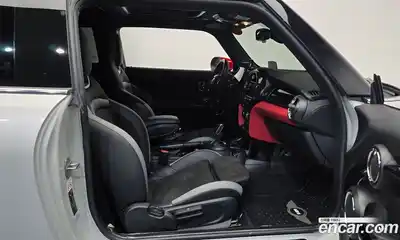 Mini Cooper 2021 2.0 Автомат в Москве № 182896, миниатюра 3