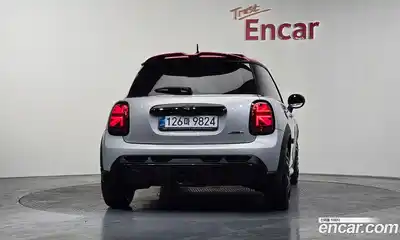 Mini Cooper 2021 2.0 Автомат в Москве № 182896, миниатюра 9