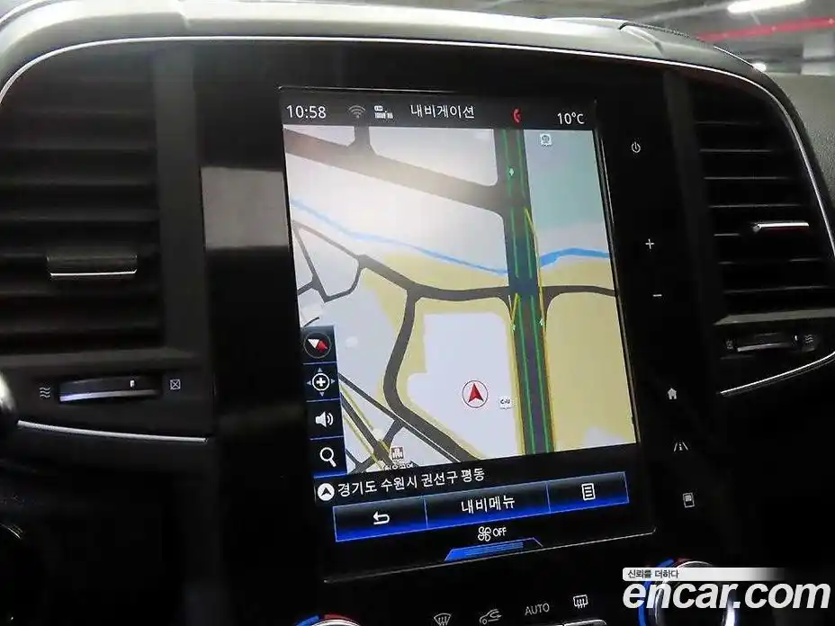 Renault QM6 2017 2.0 Автомат в Москве № 186374, фото 13