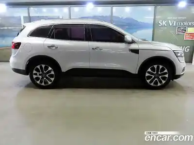 Renault QM6 2017 2.0 Автомат в Москве № 186374, миниатюра 3