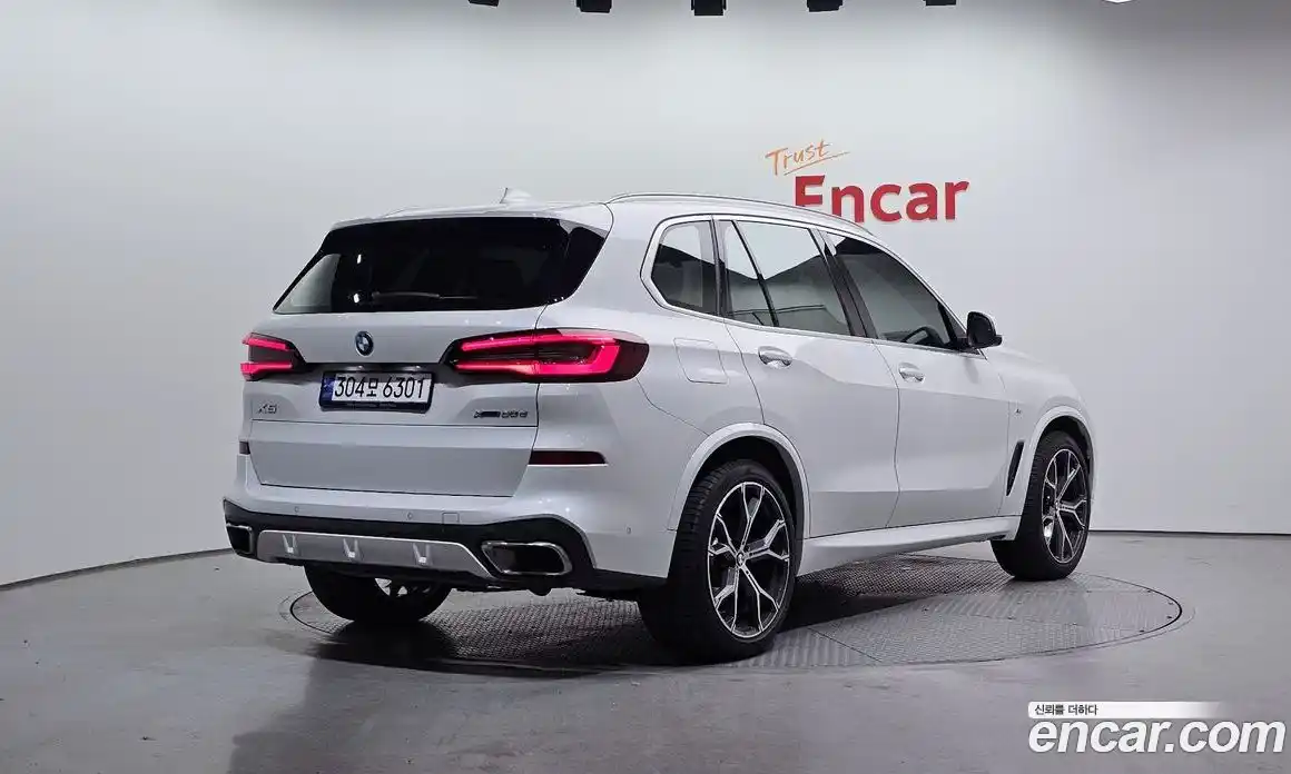 BMW X5 2023 3.0 Автомат в Москве № 188651, фото 9