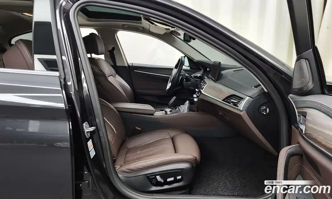 BMW 5-Series 2023 2.0 Автомат в Москве № 189057, фото 16