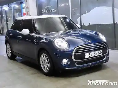 Mini Cooper, 2016