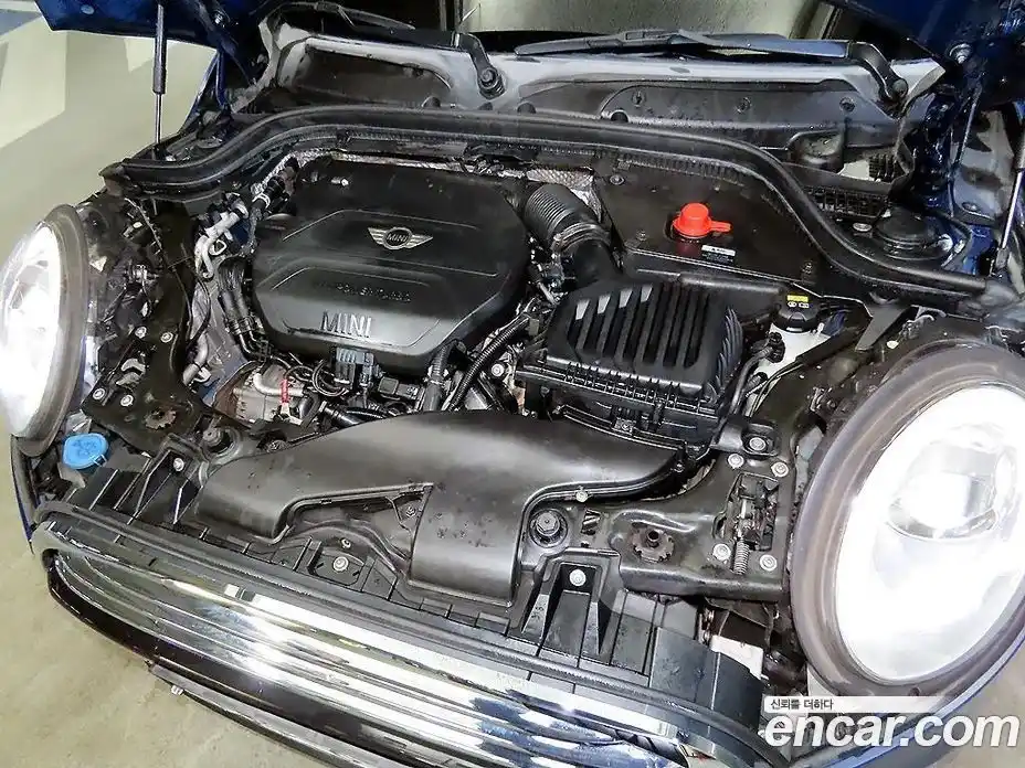 Mini Cooper 2016 1.5 Автомат в Москве № 189093, фото 19