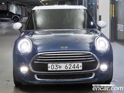 Mini Cooper 2016 1.5 Автомат в Москве № 189093, миниатюра 2