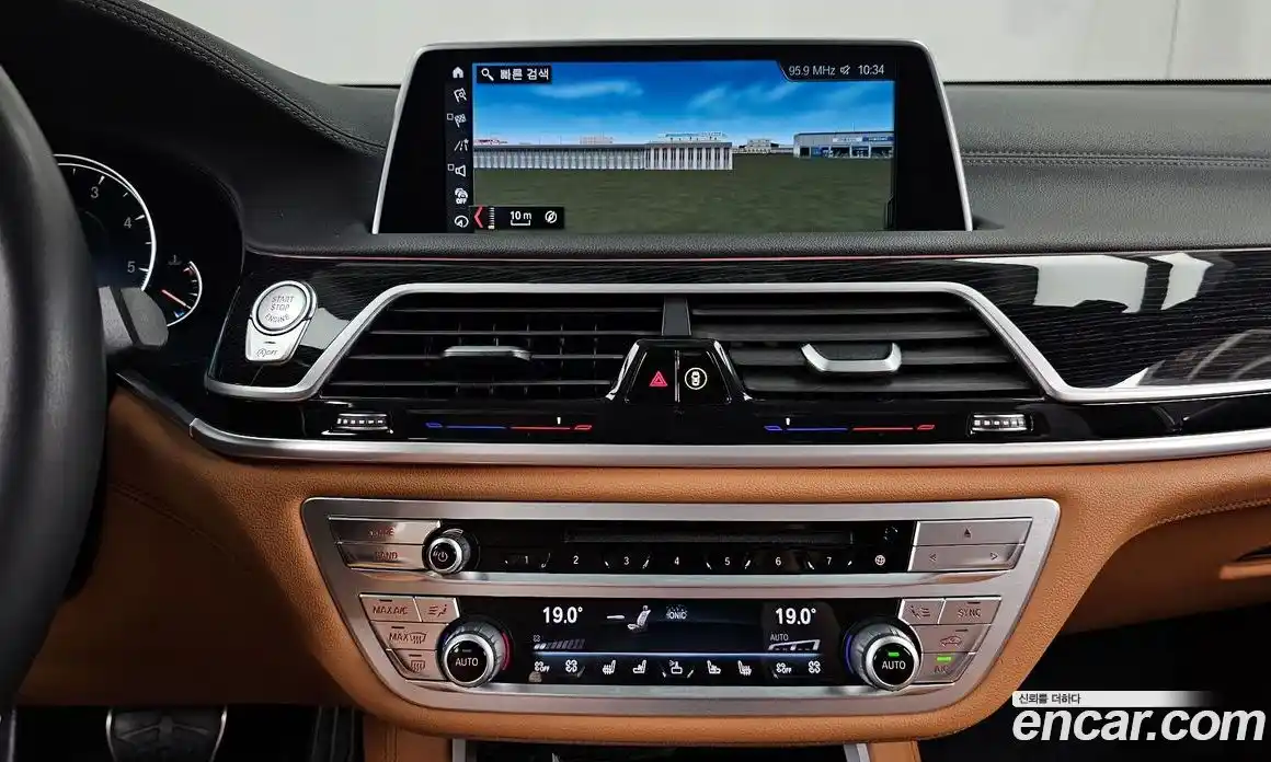 BMW 7-Series 2018 3.0 Автомат в Москве № 192632, фото 3