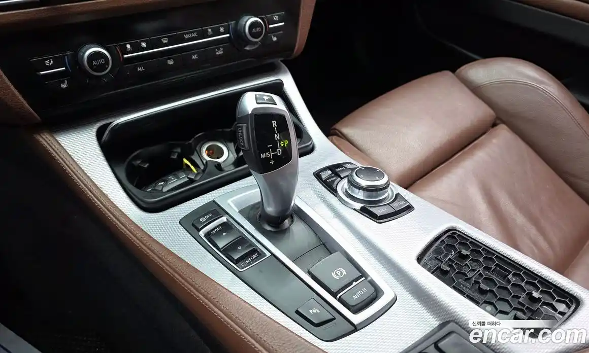 BMW 5-Series 2013 2.0 Автомат в Москве № 193006, фото 20