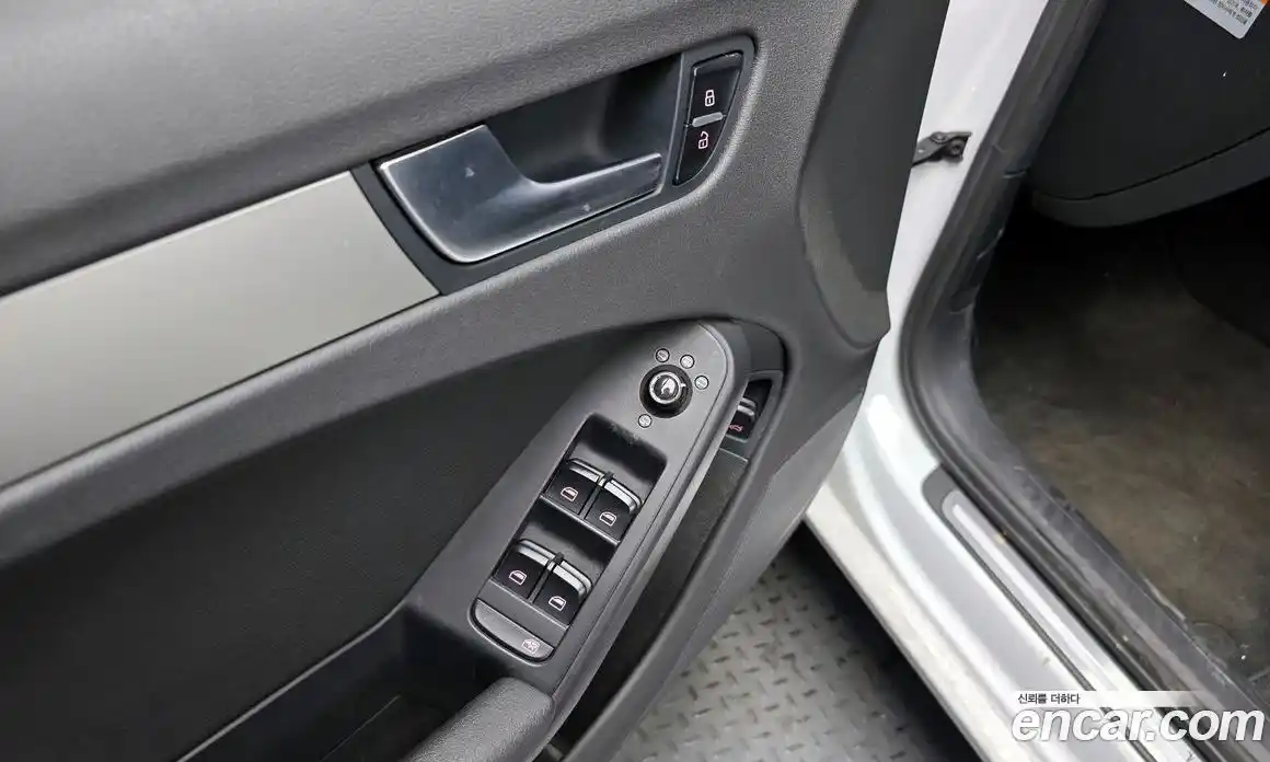 Audi A4 2012 2.0 Автомат в Москве № 194082, фото 15