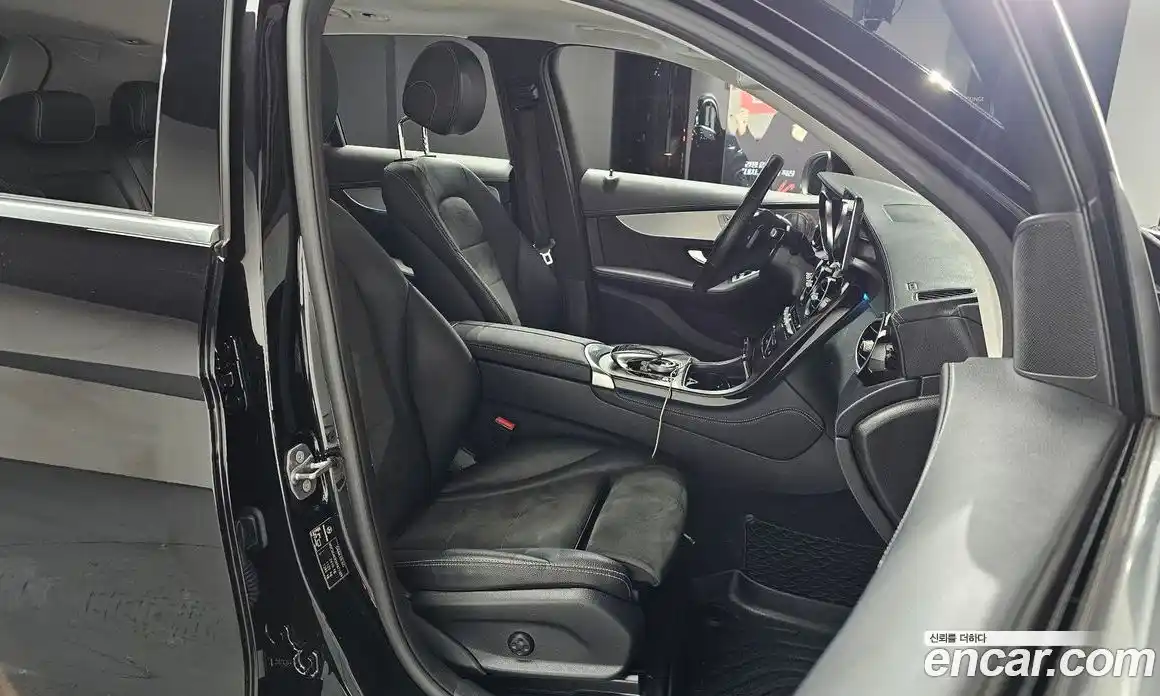 Mercedes-Benz GLC-Class 2019 2.0 Автомат в Москве № 194382, фото 10