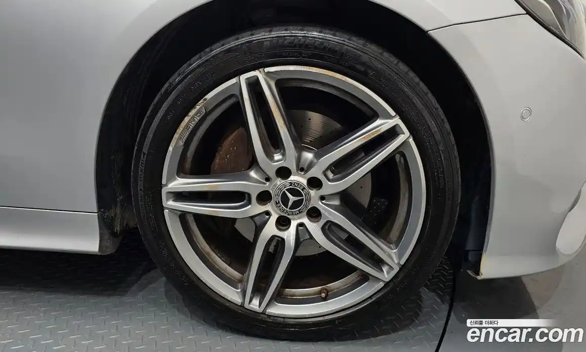 Mercedes-Benz E-Class 2017 1.9 Автомат в Москве № 194613, фото 15