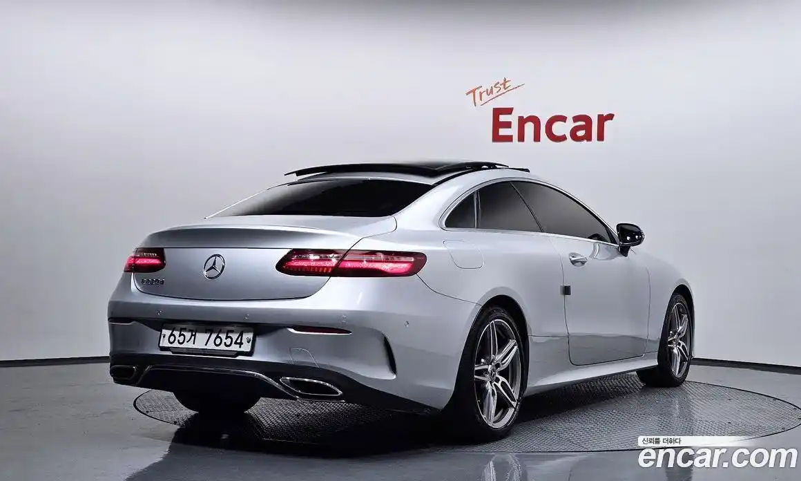 Mercedes-Benz E-Class 2017 1.9 Автомат в Москве № 194613, фото 18