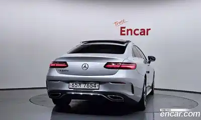 Mercedes-Benz E-Class 2017 1.9 Автомат в Москве № 194613, миниатюра 4