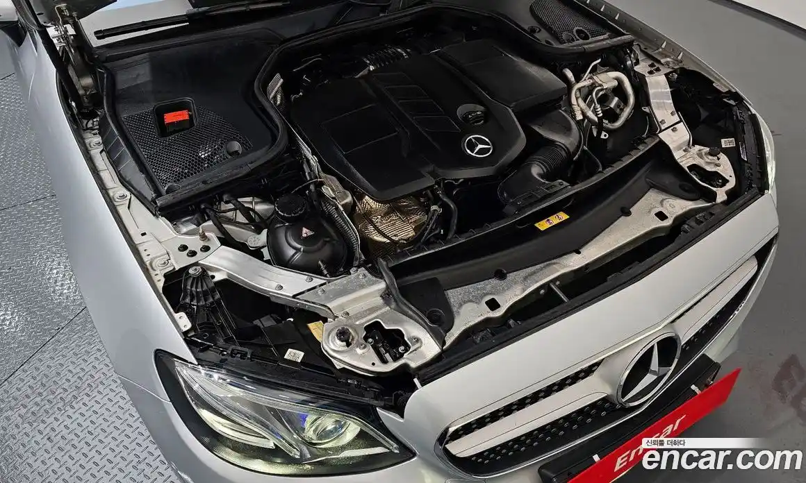 Mercedes-Benz E-Class 2017 1.9 Автомат в Москве № 194613, фото 7