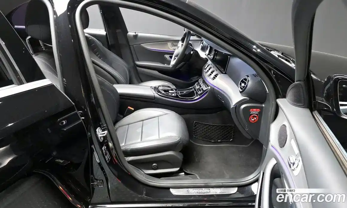 Mercedes-Benz E-Class 2018 2.0 Автомат в Москве № 194671, фото 11