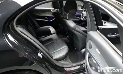 Mercedes-Benz E-Class 2018 2.0 Автомат в Москве № 194671, миниатюра 12