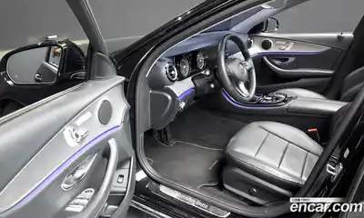 Mercedes-Benz E-Class 2018 2.0 Автомат в Москве № 194671, миниатюра 10