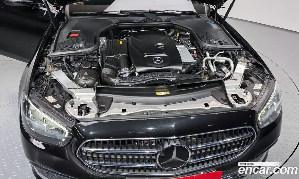 Mercedes-Benz E-Class 2021 2.0 Автомат в Москве № 195088, фото 13