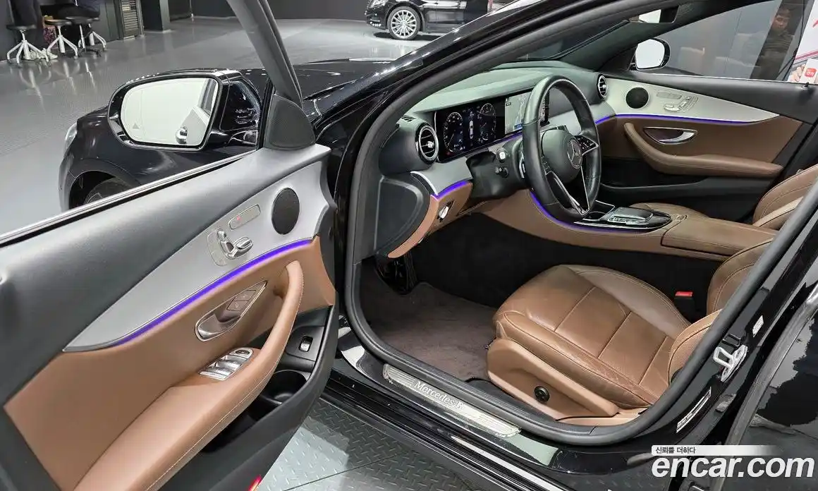 Mercedes-Benz E-Class 2021 2.0 Автомат в Москве № 195088, фото 6