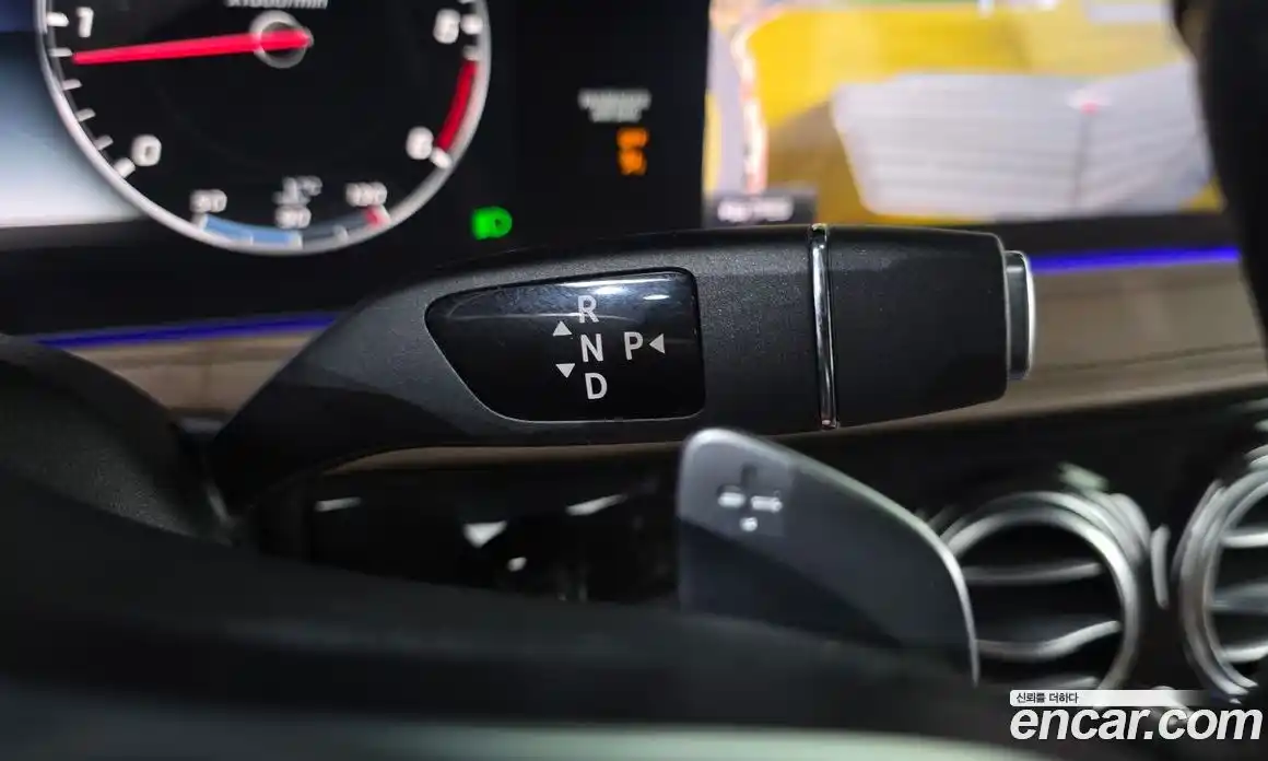 Mercedes-Benz S-Class 2018 2.9 Автомат в Москве № 195516, фото 13