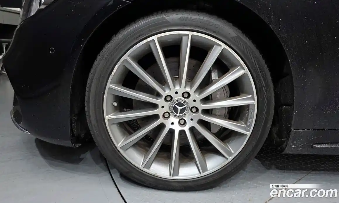 Mercedes-Benz S-Class 2018 2.9 Автомат в Москве № 195516, фото 10